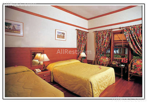 The Fair House Beach Resort 14